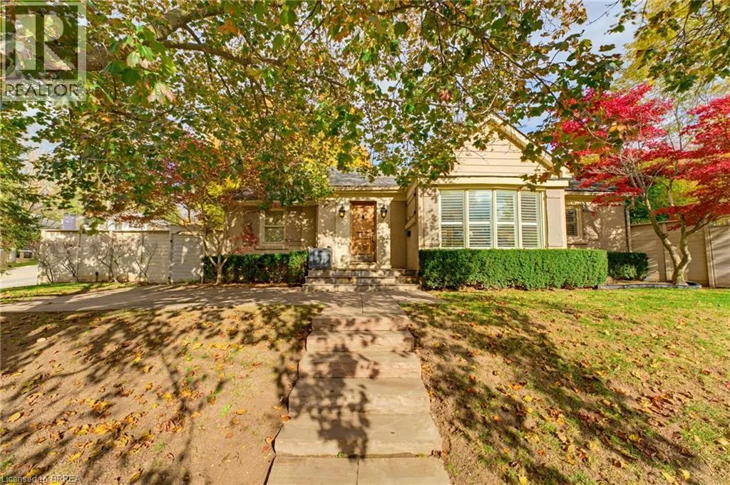 9 RIVERVIEW Drive