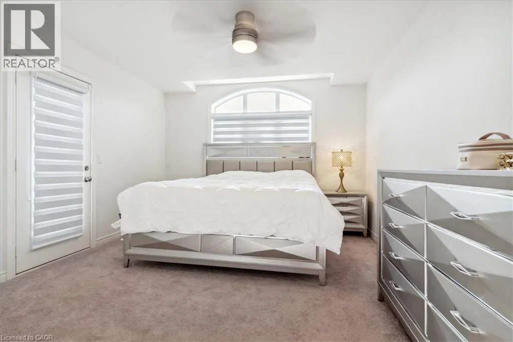 445 BROOKLYN Common