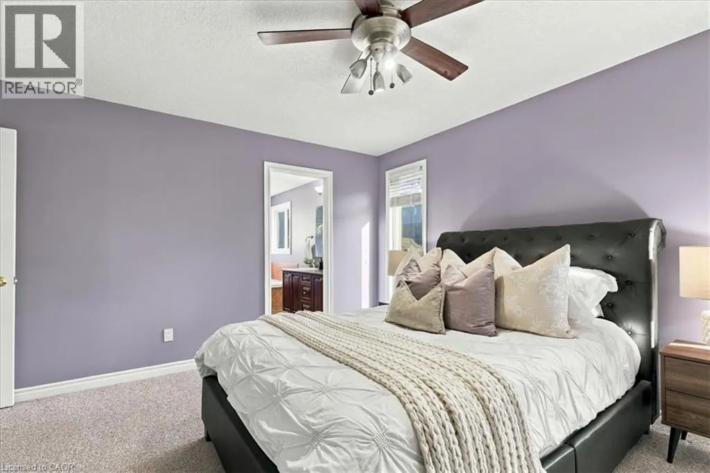 382 MOUNTAIN LAUREL Crescent