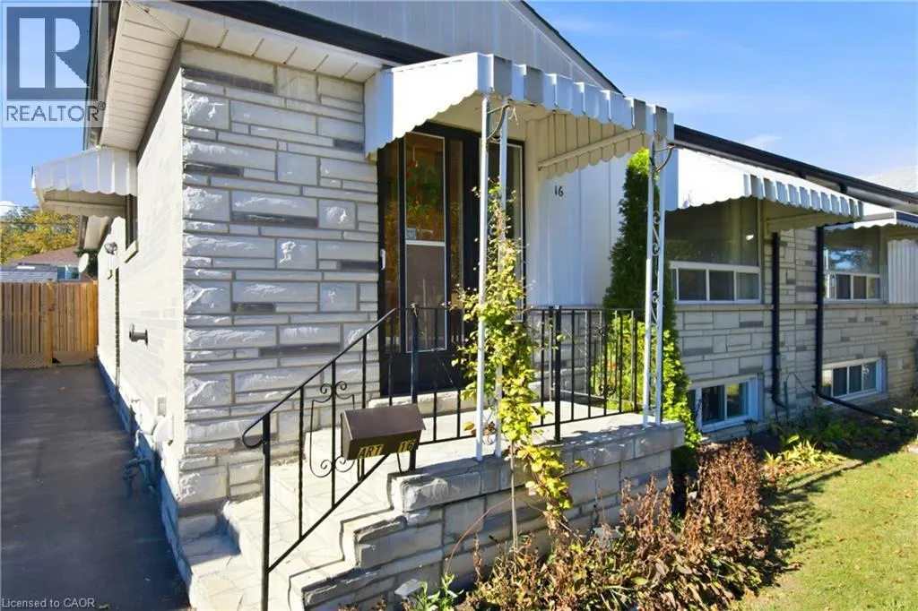 16 AVONDALE Boulevard
