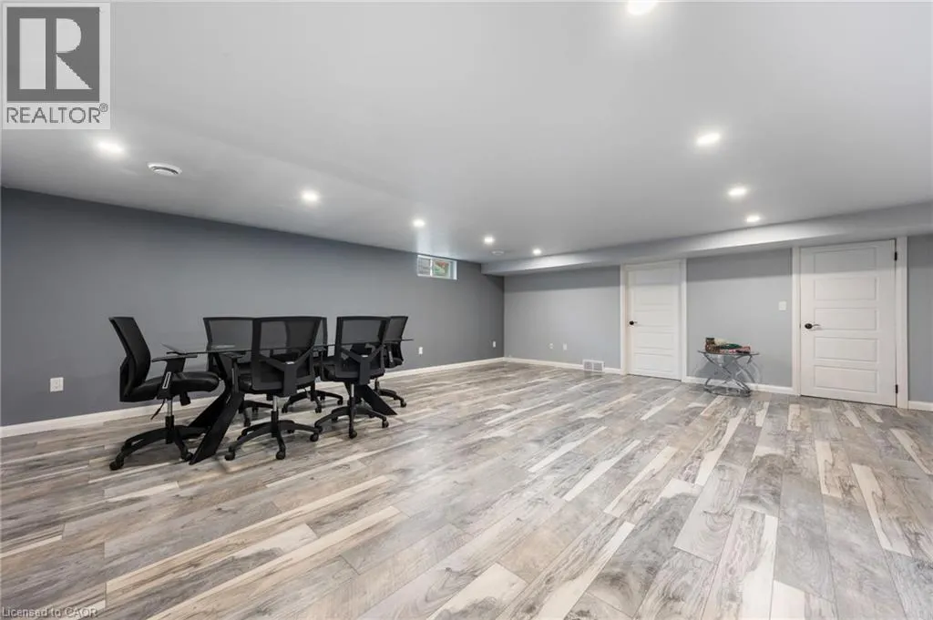 9 GRENADA Drive