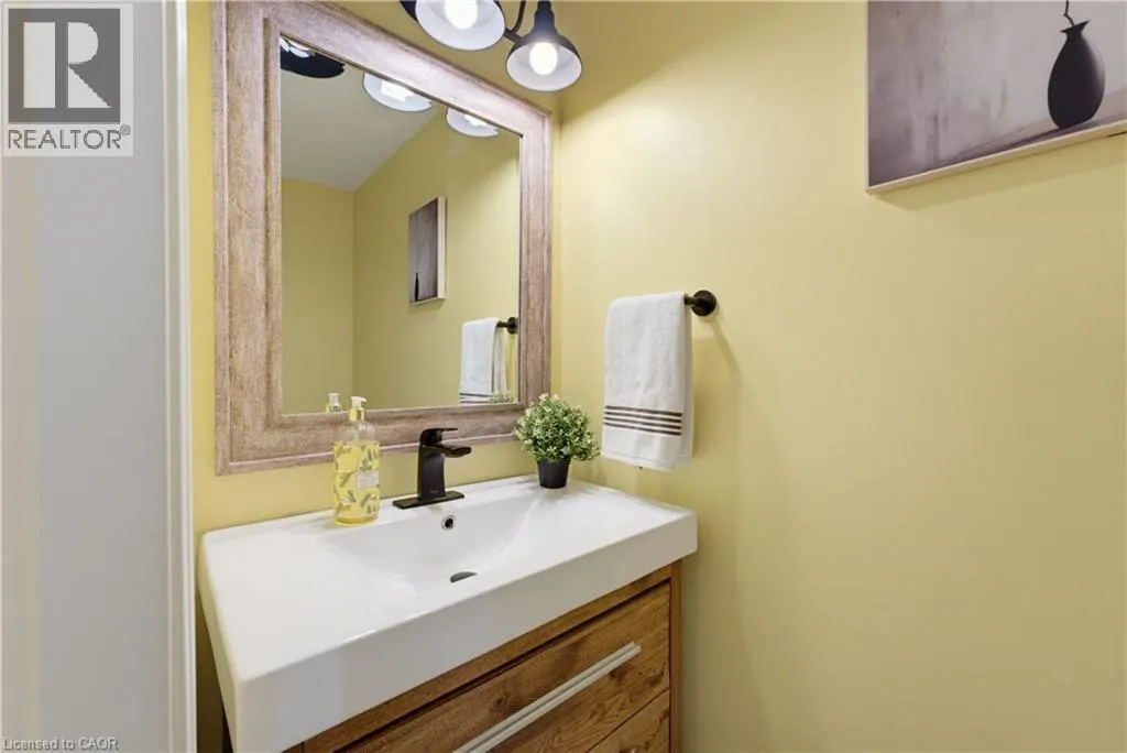 225 BENJAMIN Road Unit# 64 #64