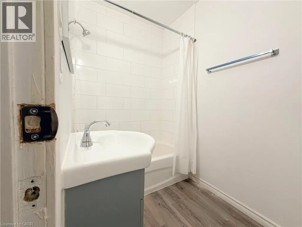 121 PARK Street S Unit# 1 #1