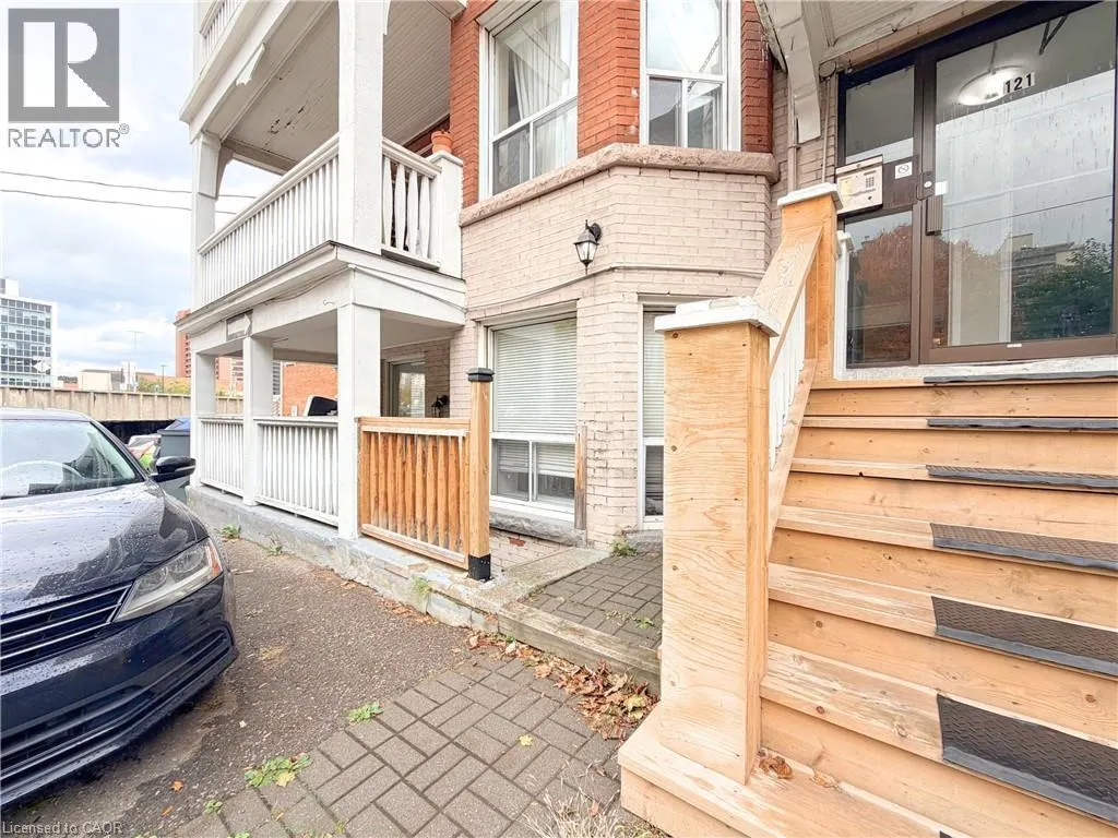 121 PARK Street S Unit# 1 #1