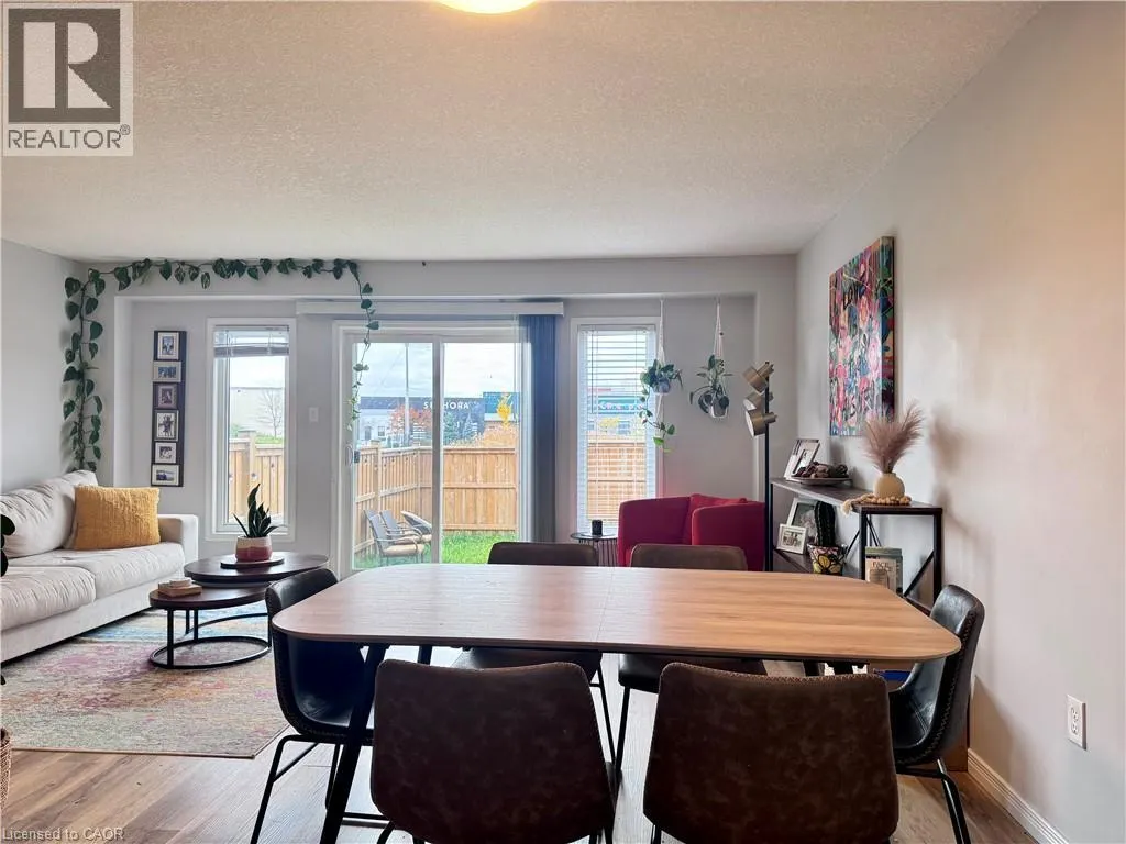 1371 COUNTRYSTONE Drive