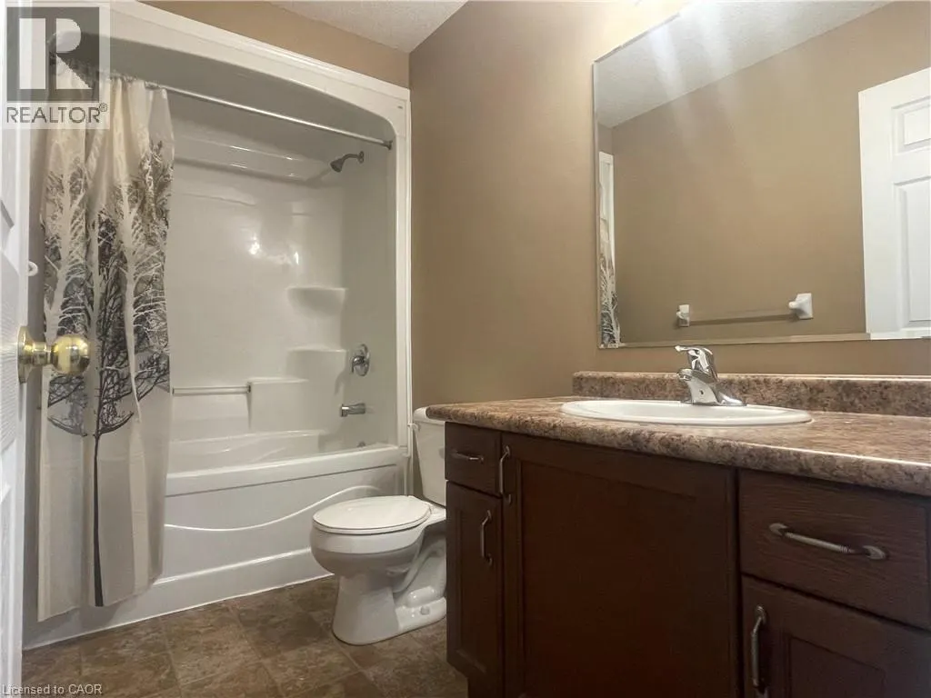 1371 COUNTRYSTONE Drive