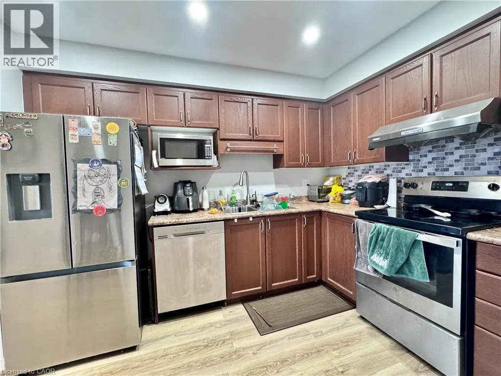 1371 COUNTRYSTONE Drive