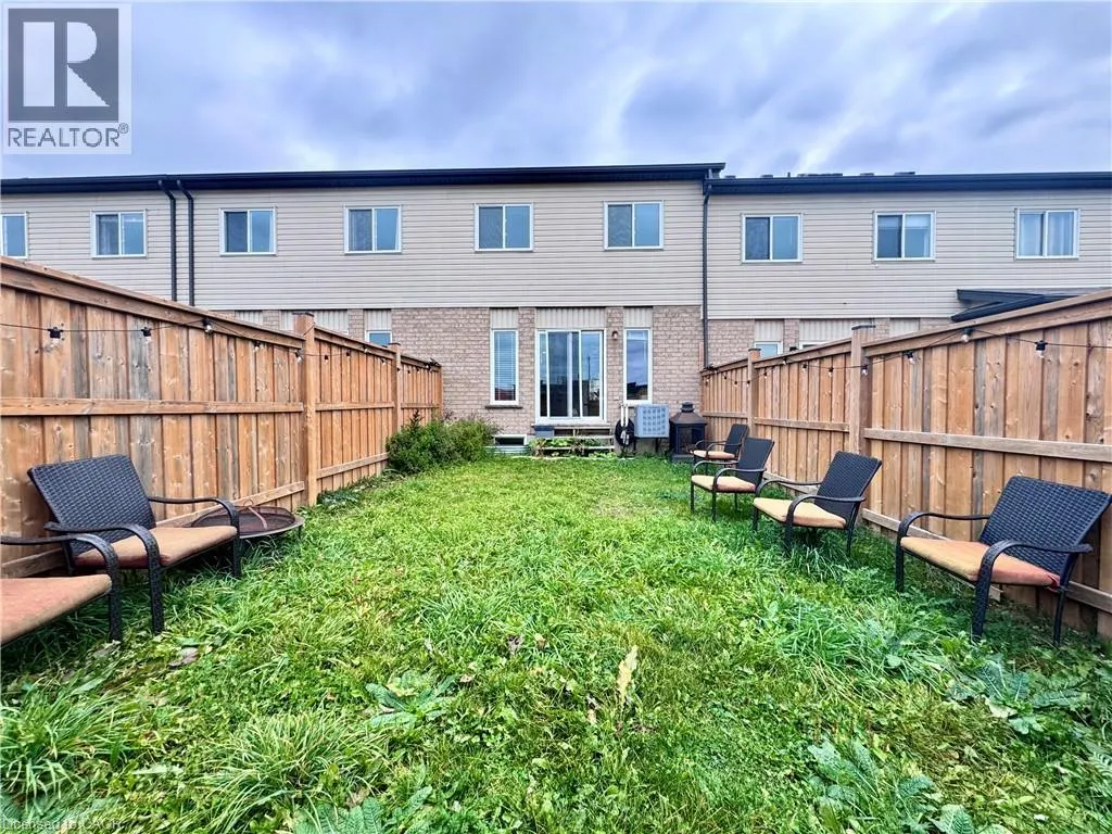 1371 COUNTRYSTONE Drive