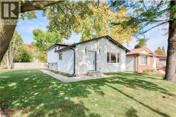 6 HILLSIDE Drive