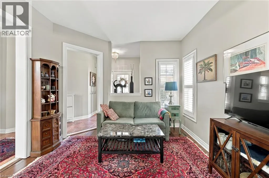 79 LIVINGSTONE Drive