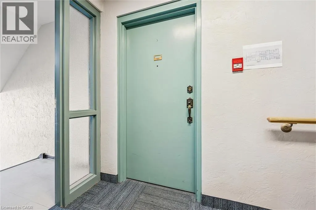 67 BRECKENRIDGE Drive Unit# 102 #102