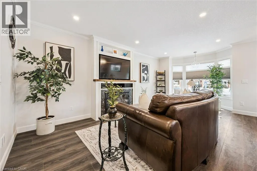 67 BRECKENRIDGE Drive Unit# 102 #102