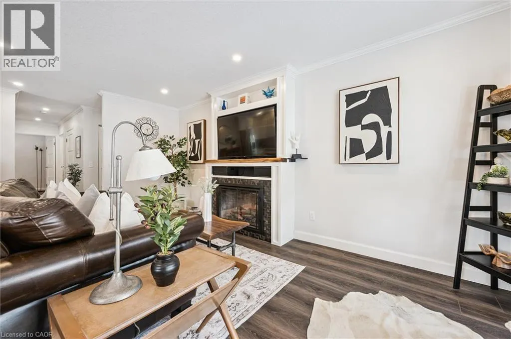 67 BRECKENRIDGE Drive Unit# 102 #102