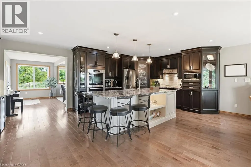 826 MILLGROVE Side Road