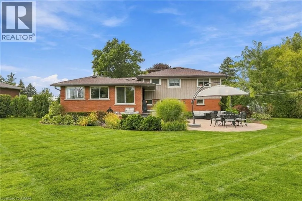 826 MILLGROVE Side Road
