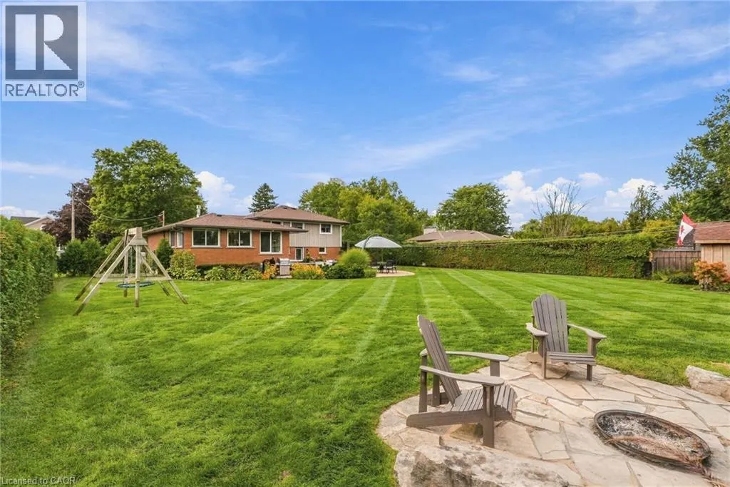 826 MILLGROVE Side Road