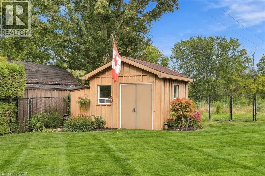 826 MILLGROVE Side Road
