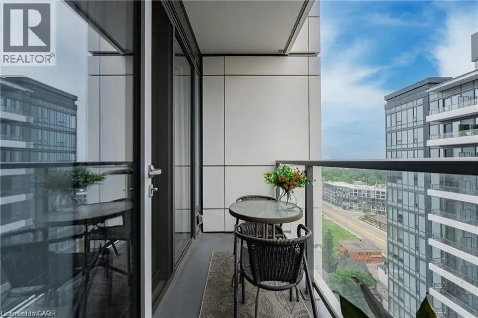 15 WELLINGTON Street Unit# 1702 #1702