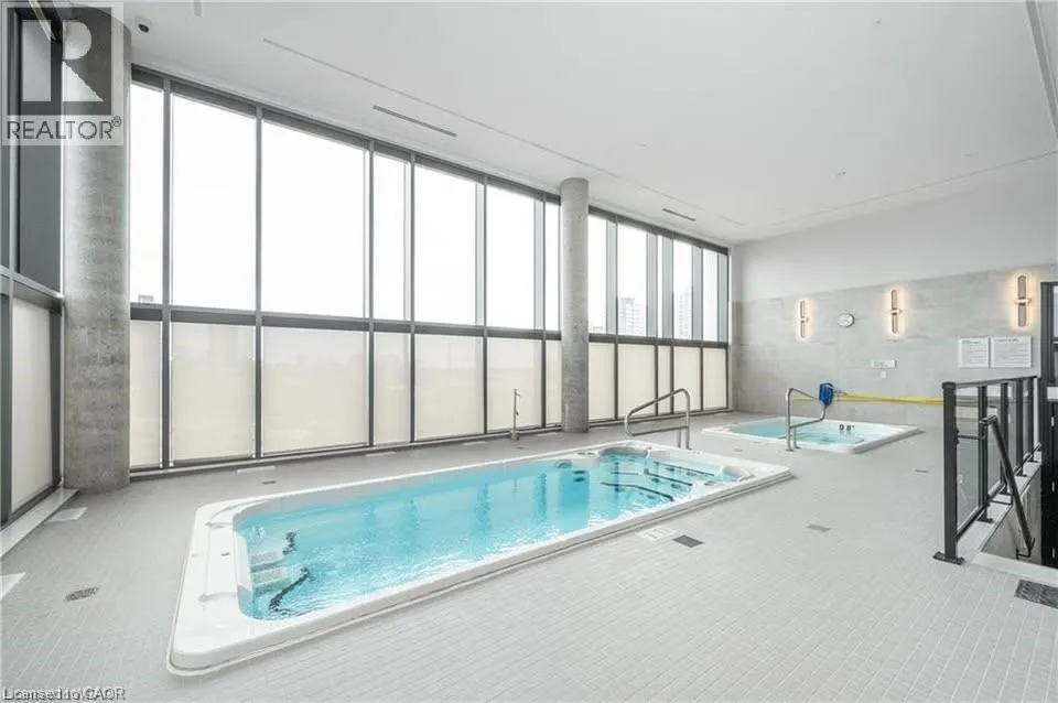 15 WELLINGTON Street Unit# 1702 #1702
