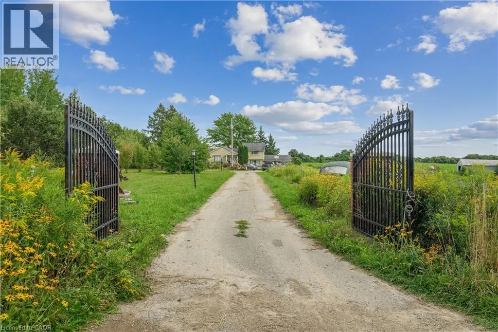 8033 SIDEROAD 10