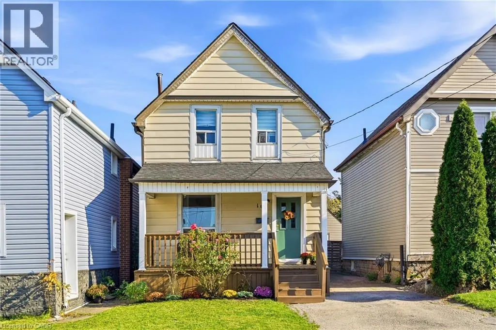 108 ROBINS Avenue