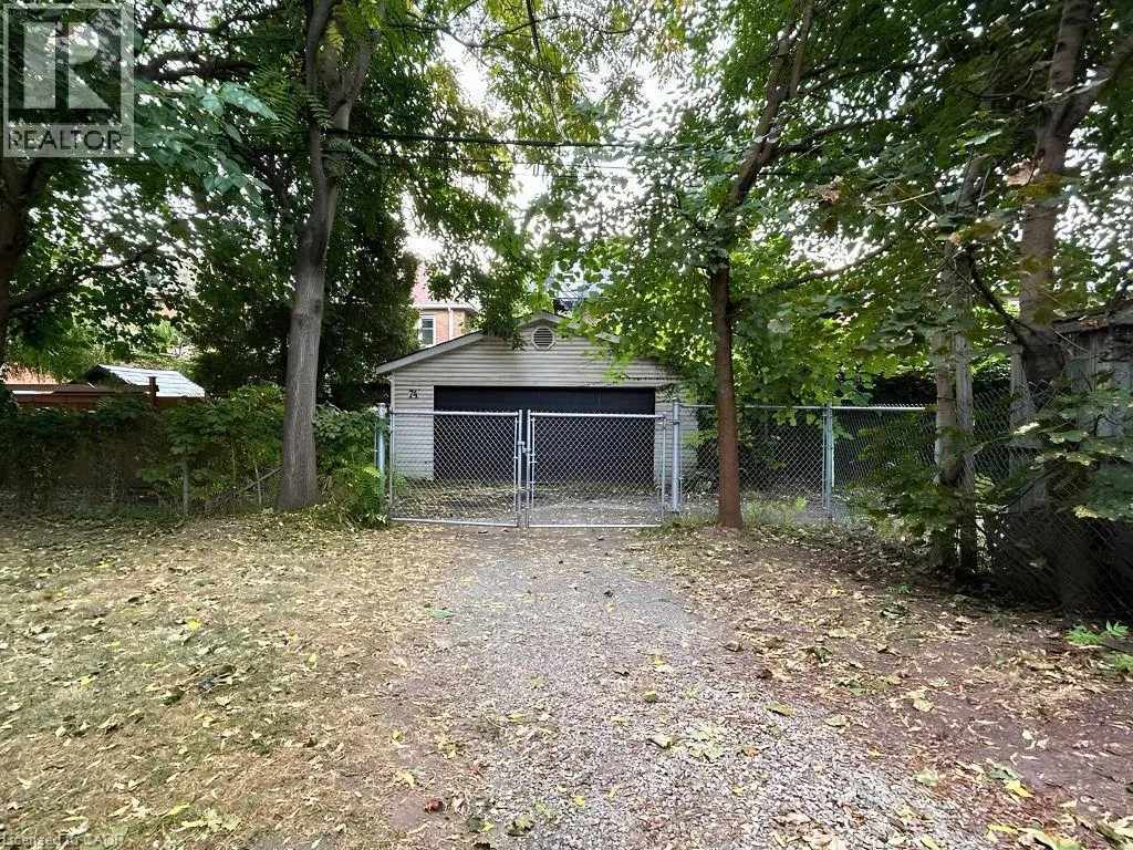 69 SHERMAN Avenue S Unit# 4 #4