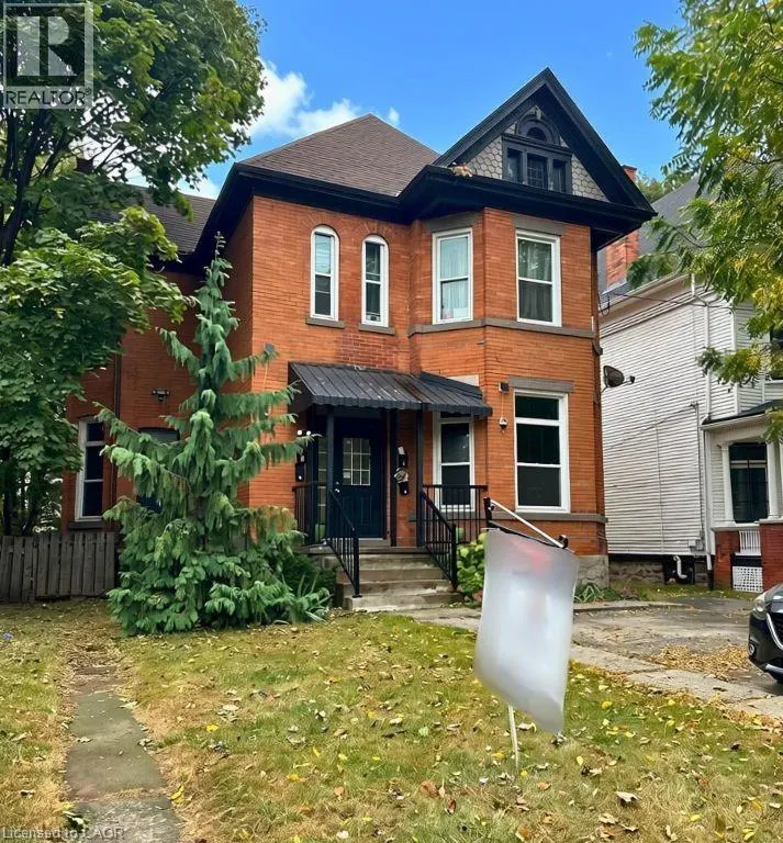 69 SHERMAN Avenue S Unit# 4 #4