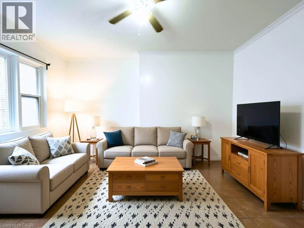 69 SHERMAN Avenue S Unit# 4 #4