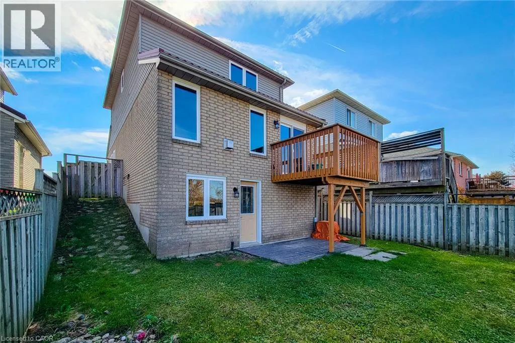 79 ANASTASIA Crescent