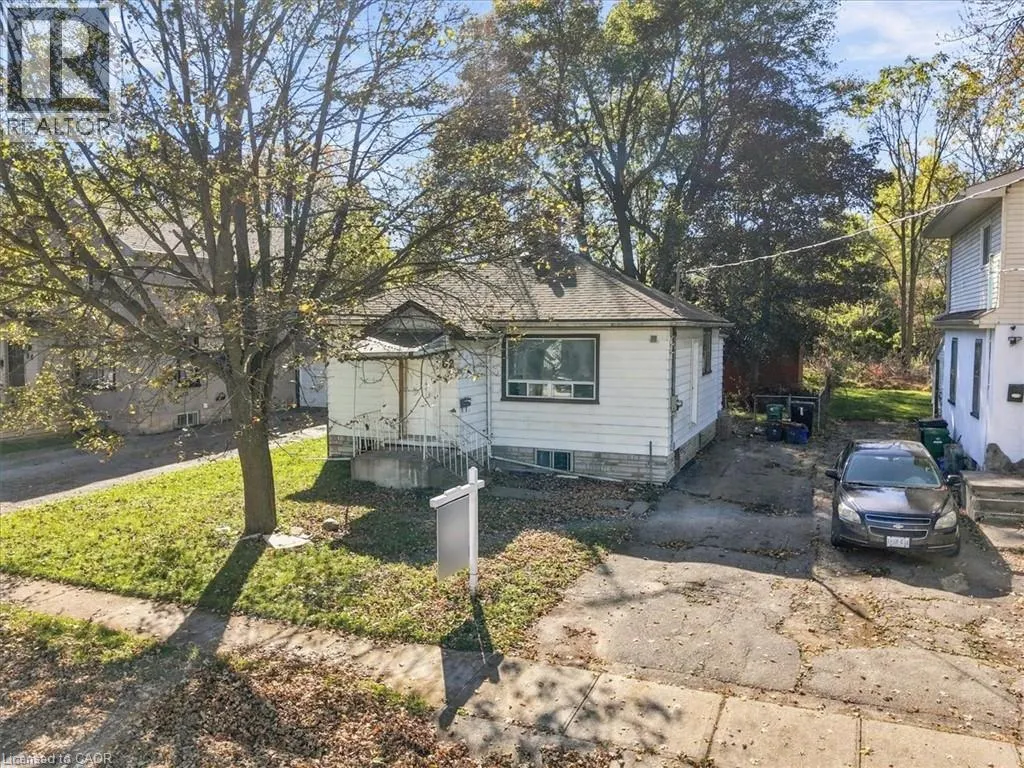 82 NORFOLK Avenue