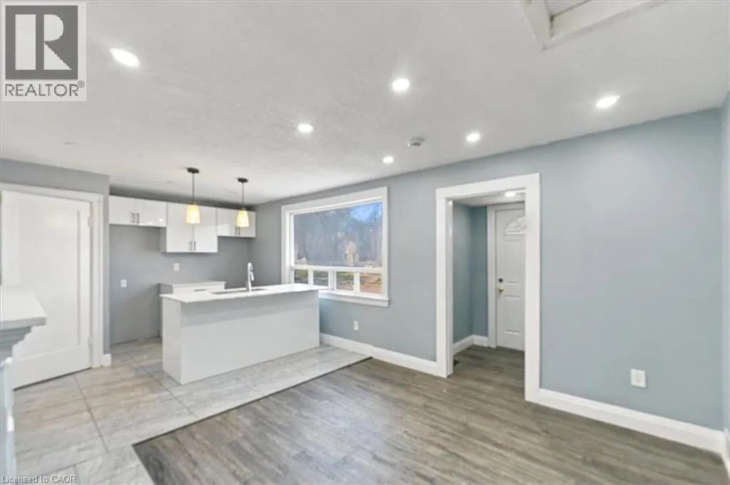 82 NORFOLK Avenue