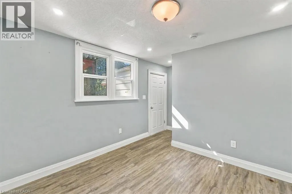 82 NORFOLK Avenue