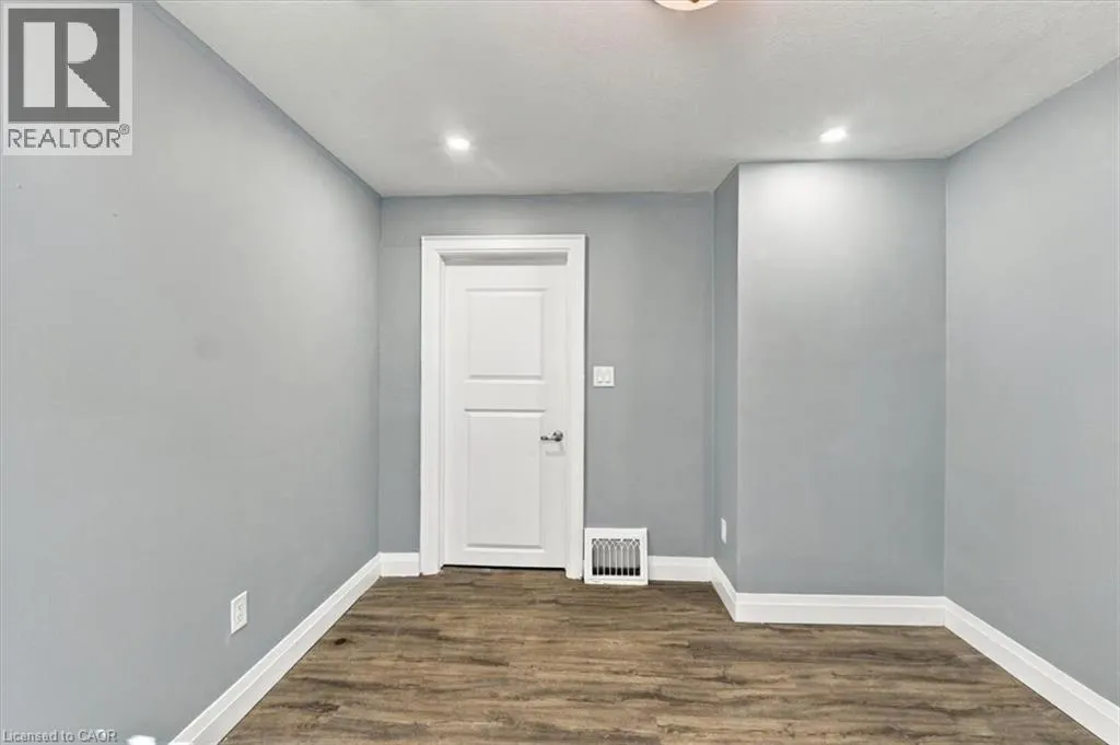 82 NORFOLK Avenue