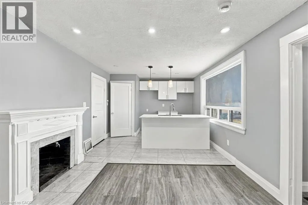 82 NORFOLK Avenue