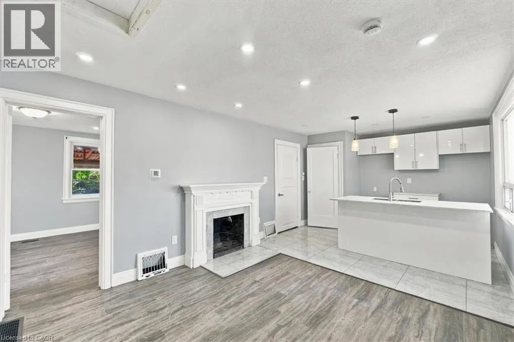 82 NORFOLK Avenue