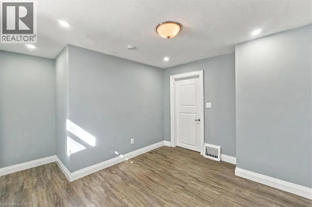 82 NORFOLK Avenue