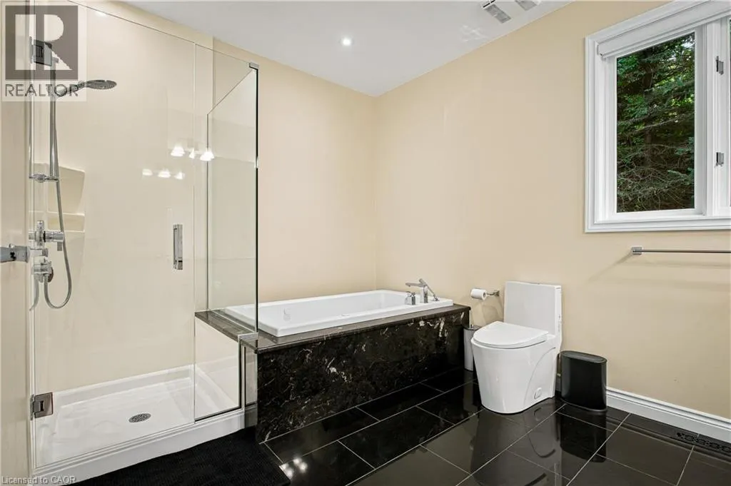 139 OAKLANDS PARK Court