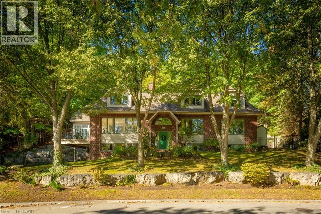 139 OAKLANDS PARK Court