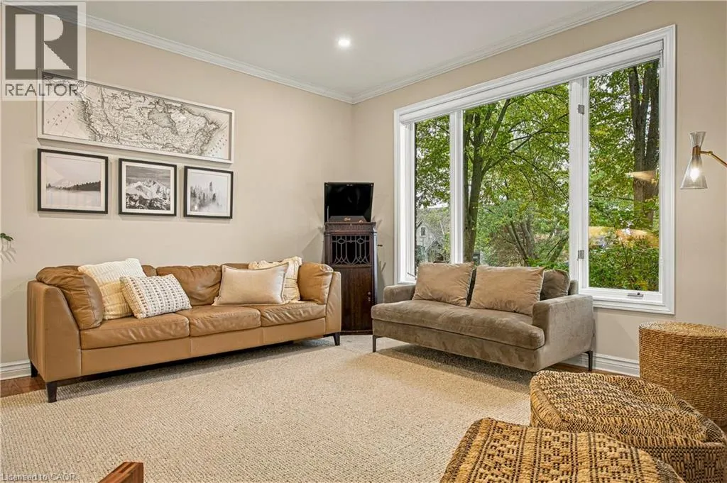 139 OAKLANDS PARK Court