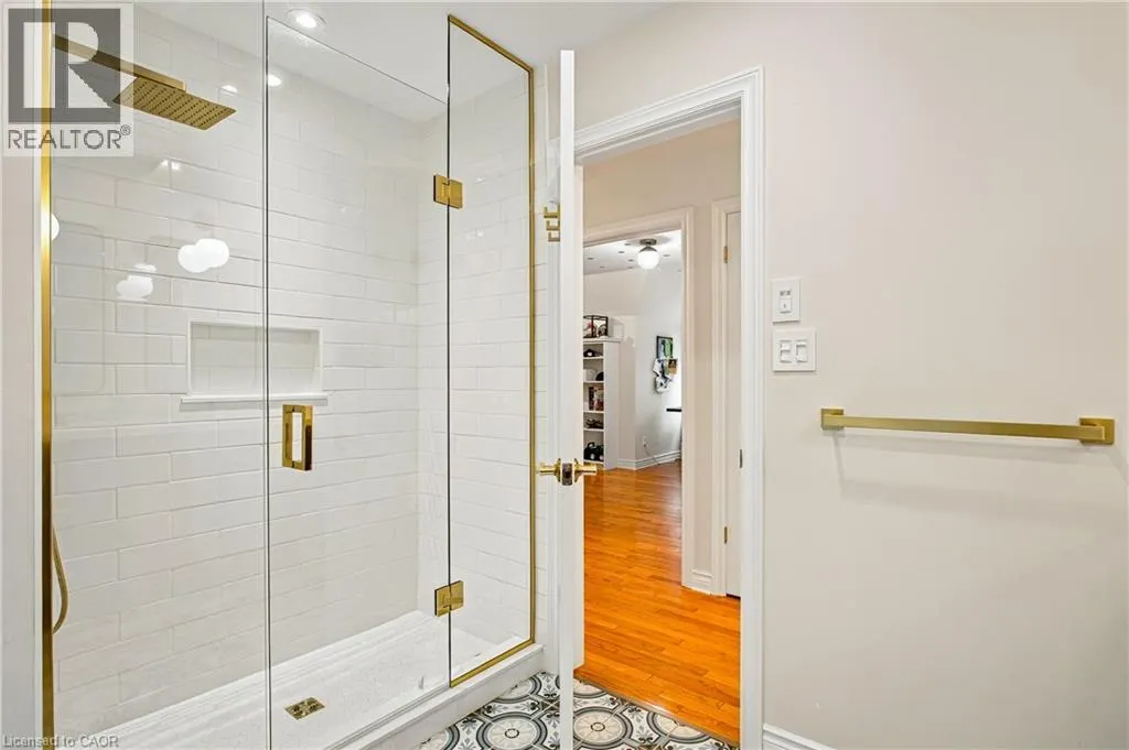 139 OAKLANDS PARK Court