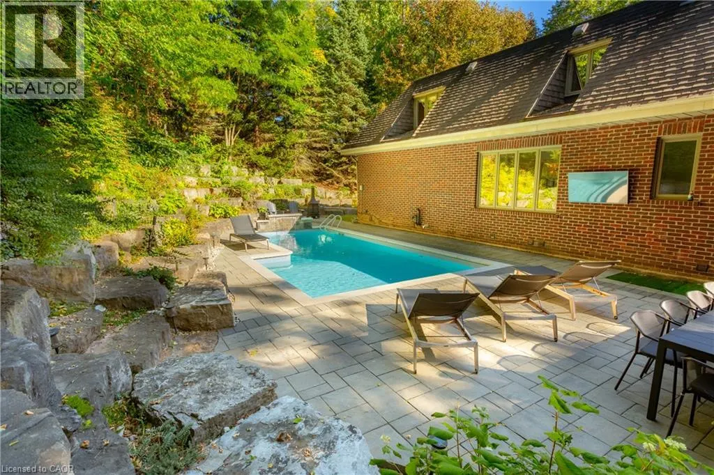 139 OAKLANDS PARK Court
