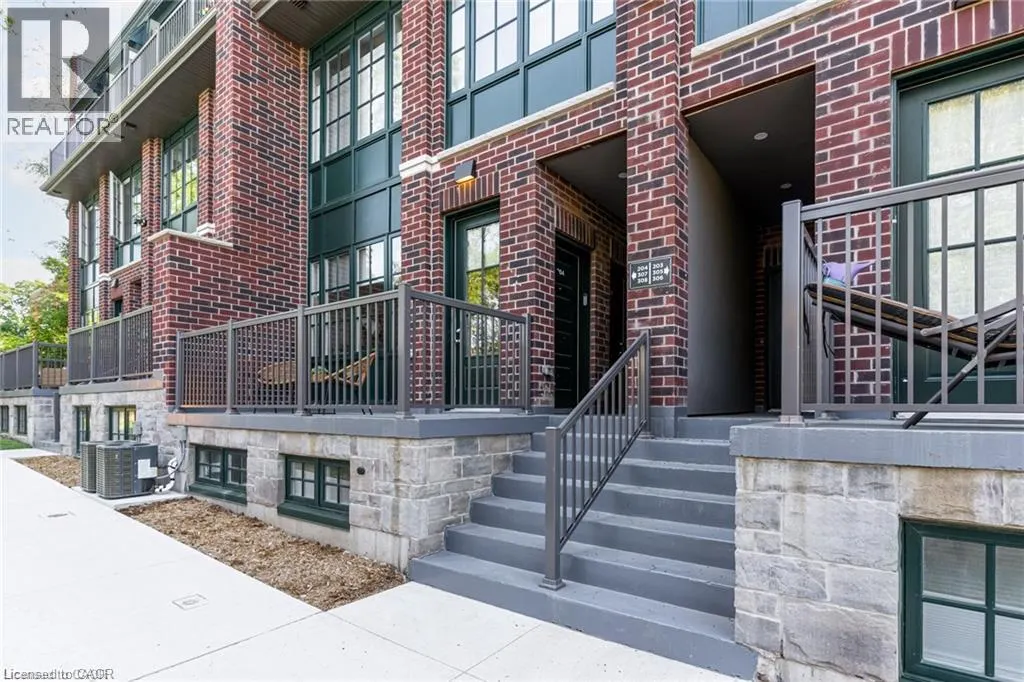 12 BLANSHARD Street Unit# 204 #204