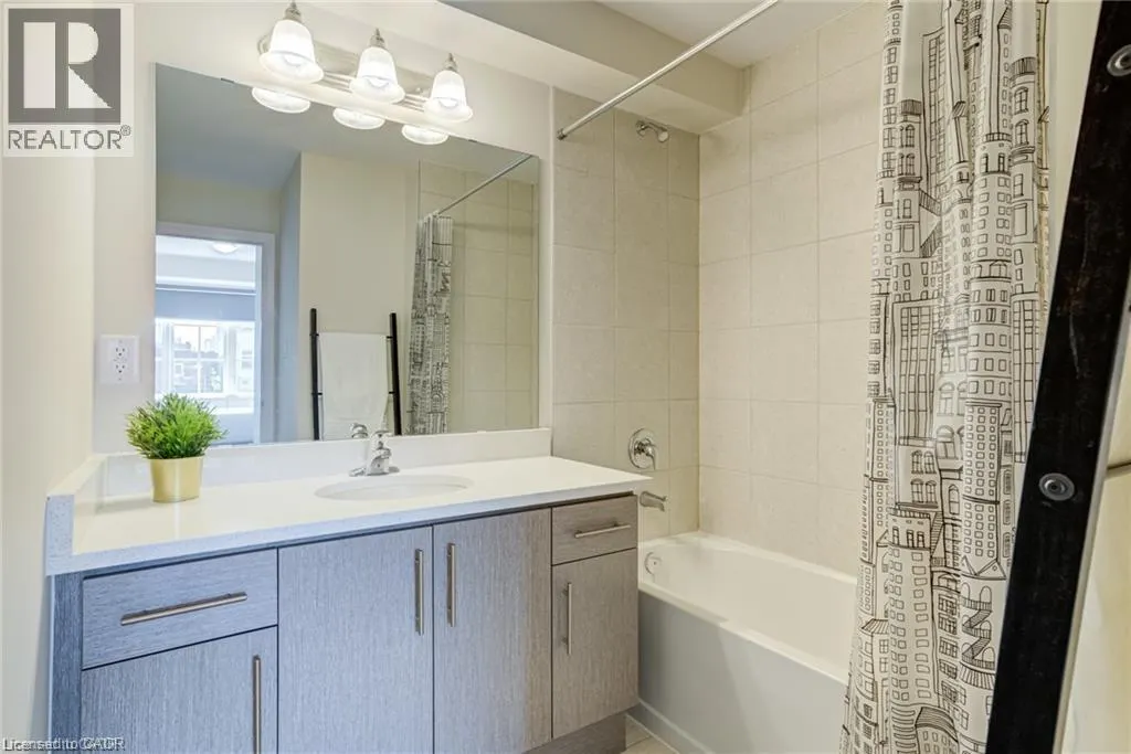 12 BLANSHARD Street Unit# 204 #204