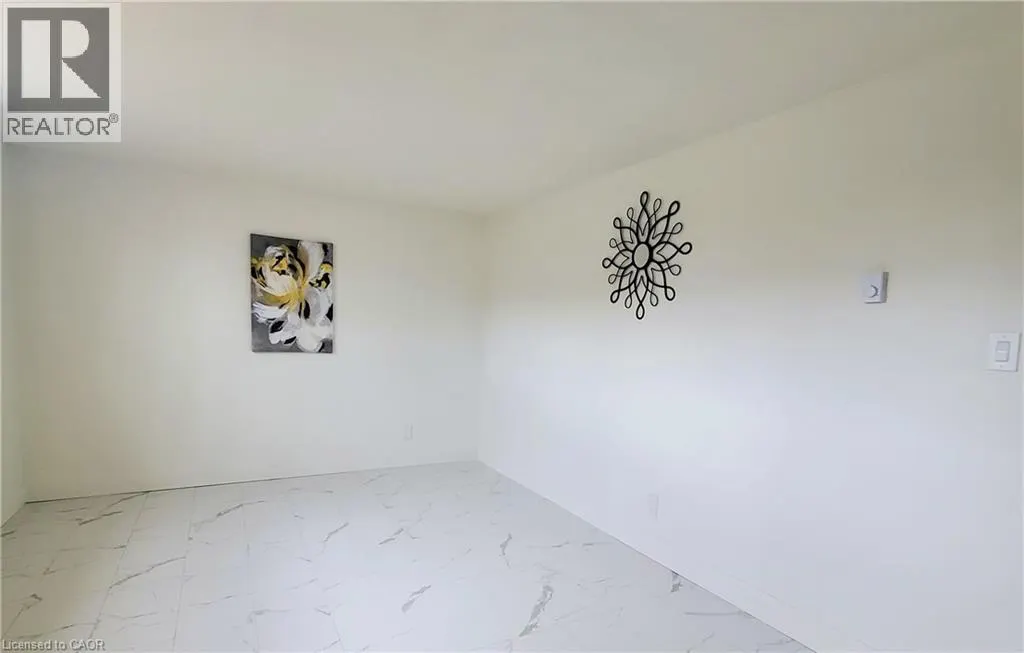 155 CHANDLER Drive Unit# 1 #1