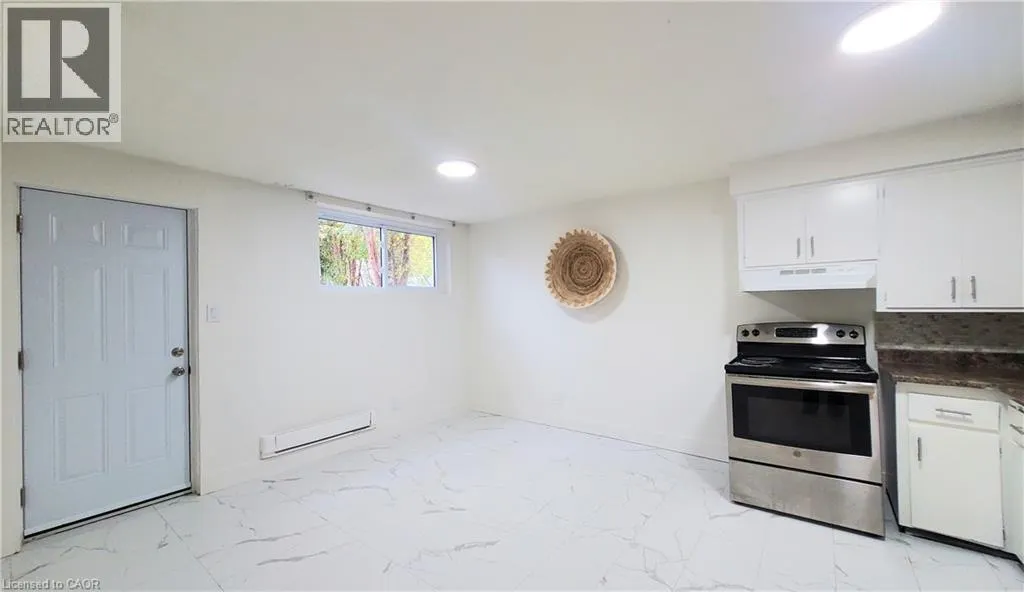 155 CHANDLER Drive Unit# 1 #1