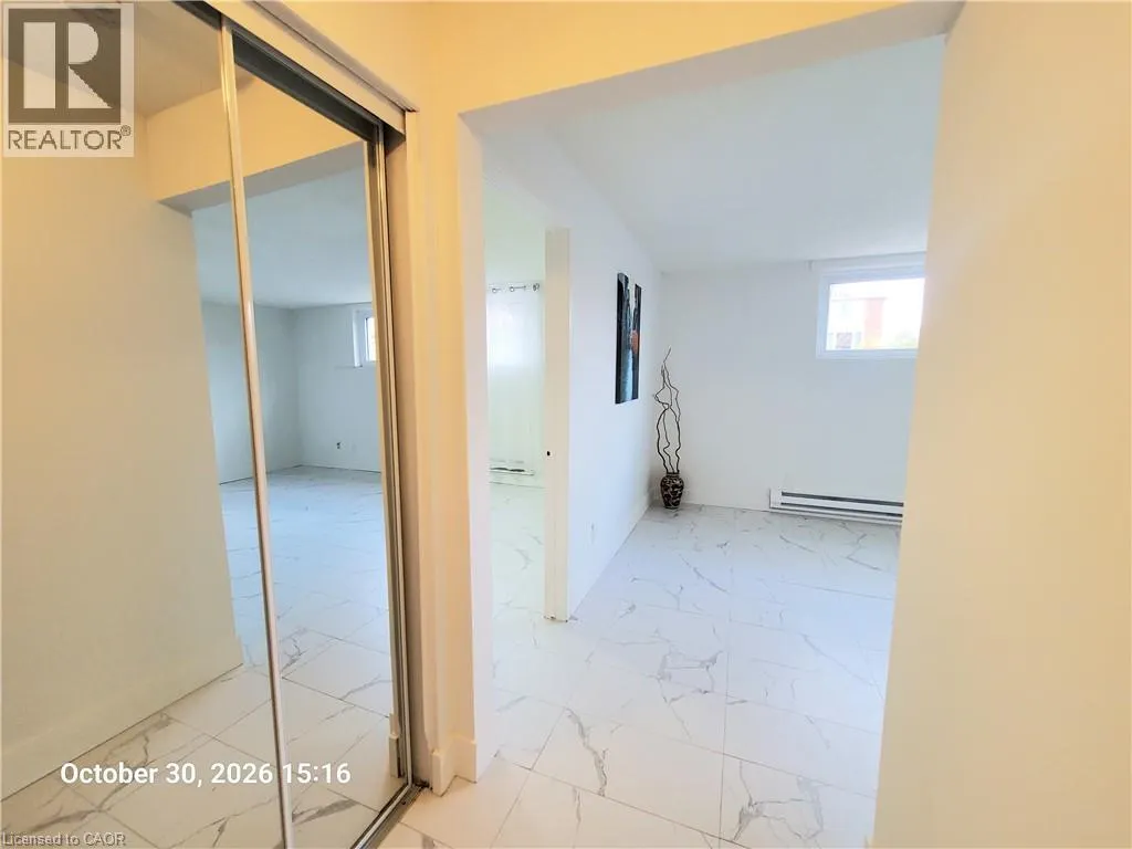155 CHANDLER Drive Unit# 1 #1