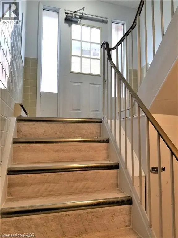 155 CHANDLER Drive Unit# 1 #1