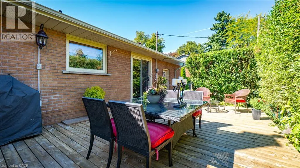 517 ROSEDALE Crescent
