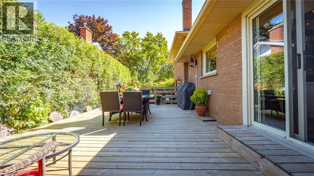 517 ROSEDALE Crescent