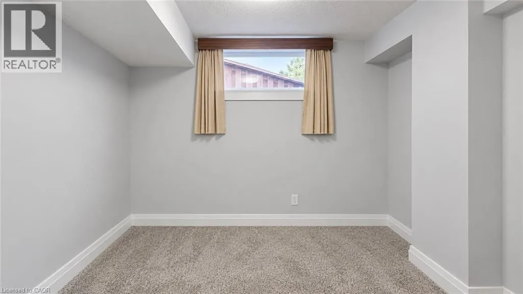10 DOLL Court